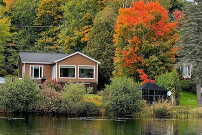 Lakefront Private Lake acces 40m National parc : Chalet du petit Castor