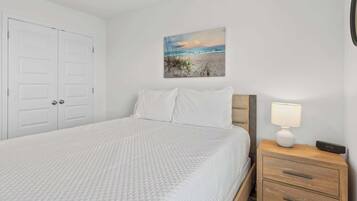 Townhouse, Beberapa Tempat Tidur, pemandangan kebun (Easy Days at Lost Bay) | 3 kamar tidur dan didekorasi berbeda-beda