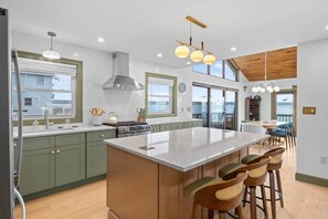 Private kitchen - Long Point Lake House - Phil's Place (Ledyard)