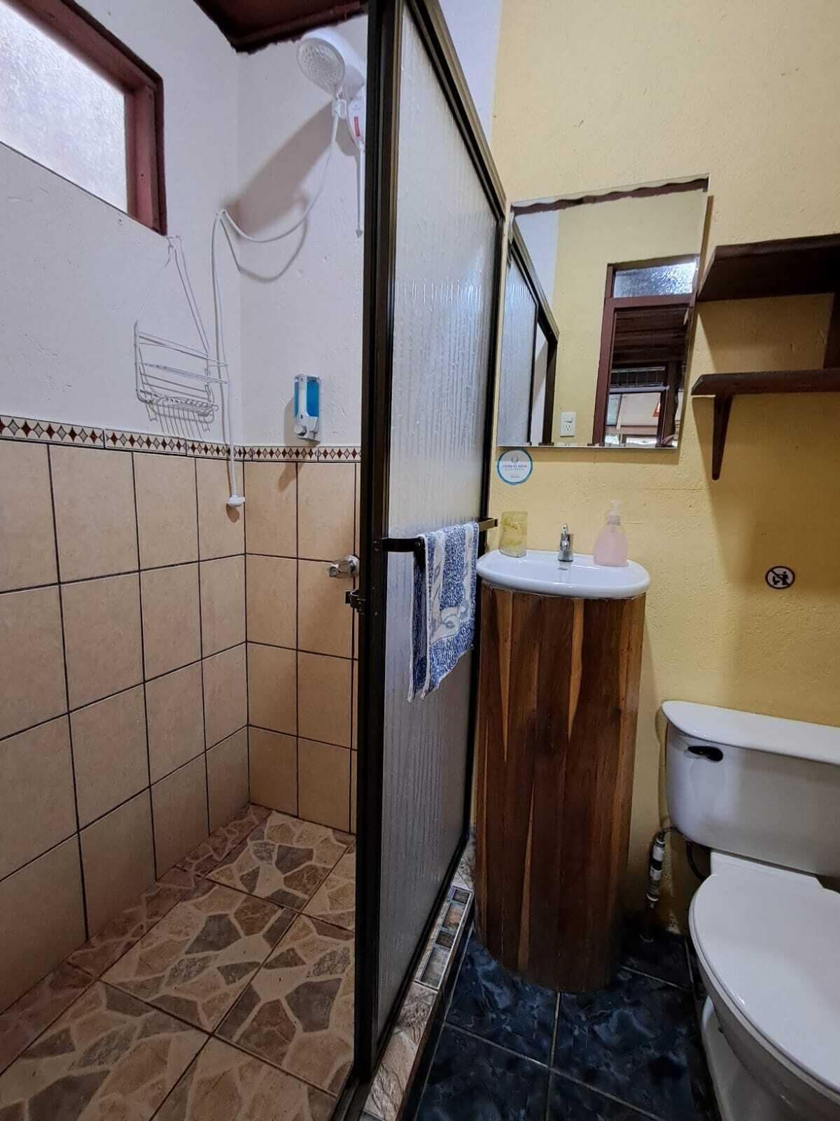Comfort Apartment, Balcony, Mountain View | Bathroom | Shower, hair dryer, towels, soap