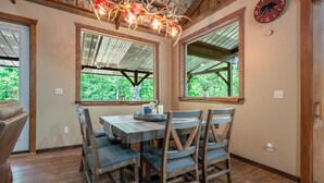 Dining - Firefly Retreat - Upscale Off-Grid Mountain Cabin (Marble Hill)
