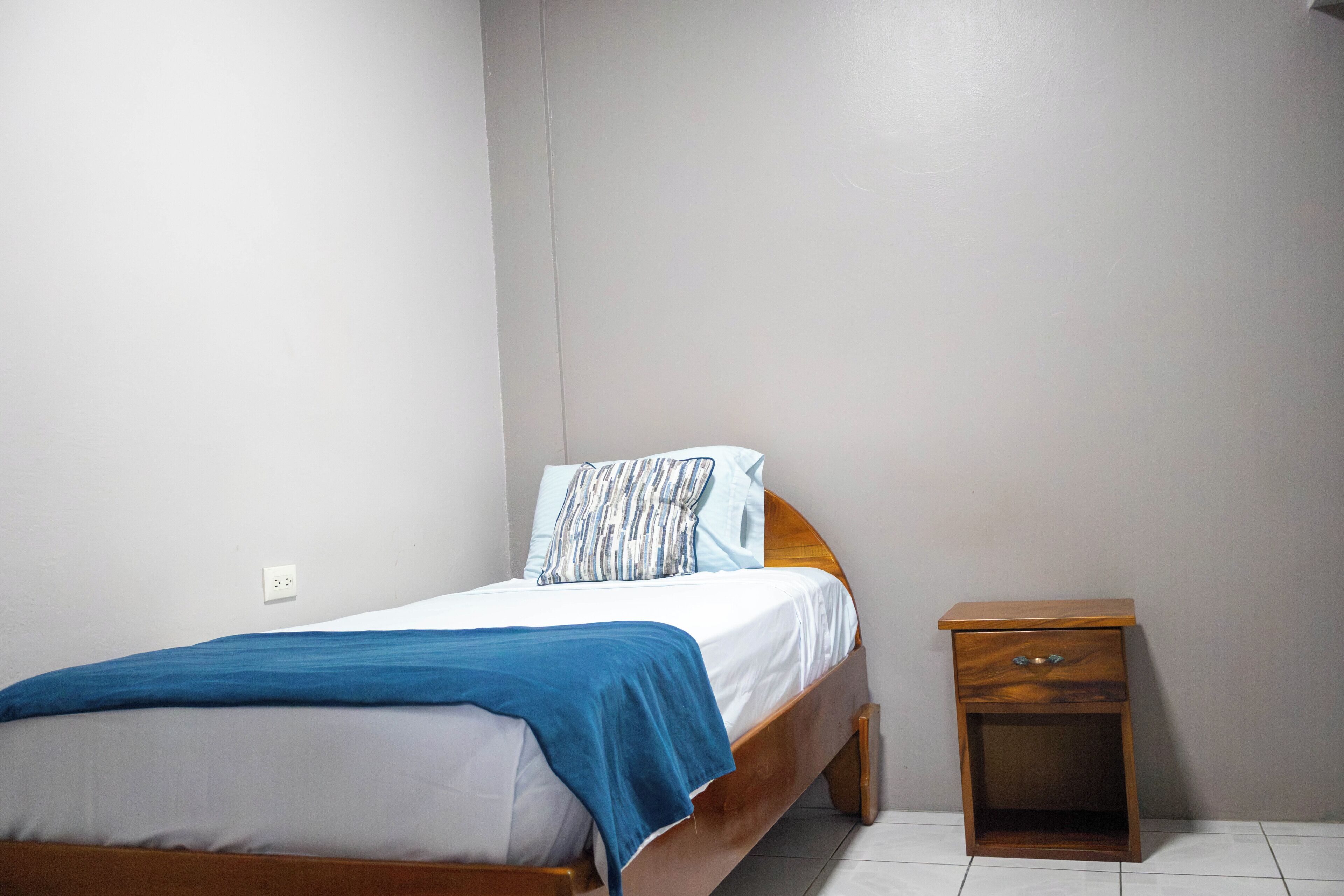 Kamar Triple Klasik, patio, pemandangan kebun | Wi-Fi gratis