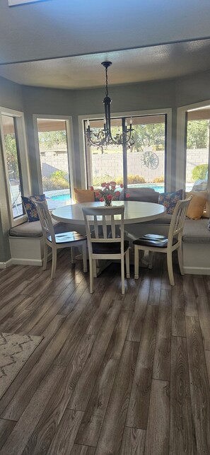 Ruokailu