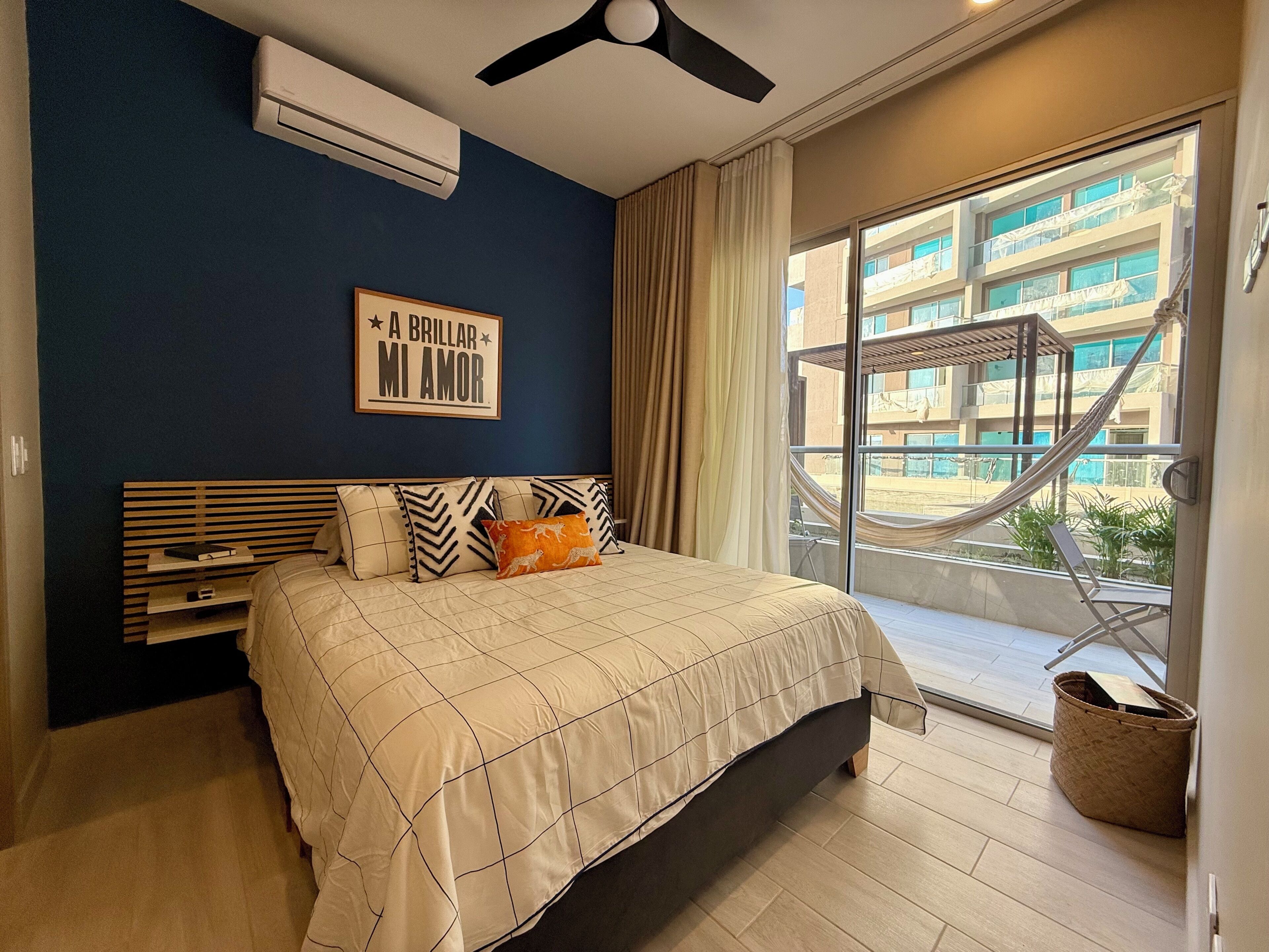 1 bedroom, iron/ironing board, WiFi (free), bed sheets