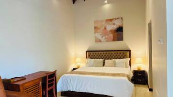 4 bedrooms, free WiFi, bed sheets