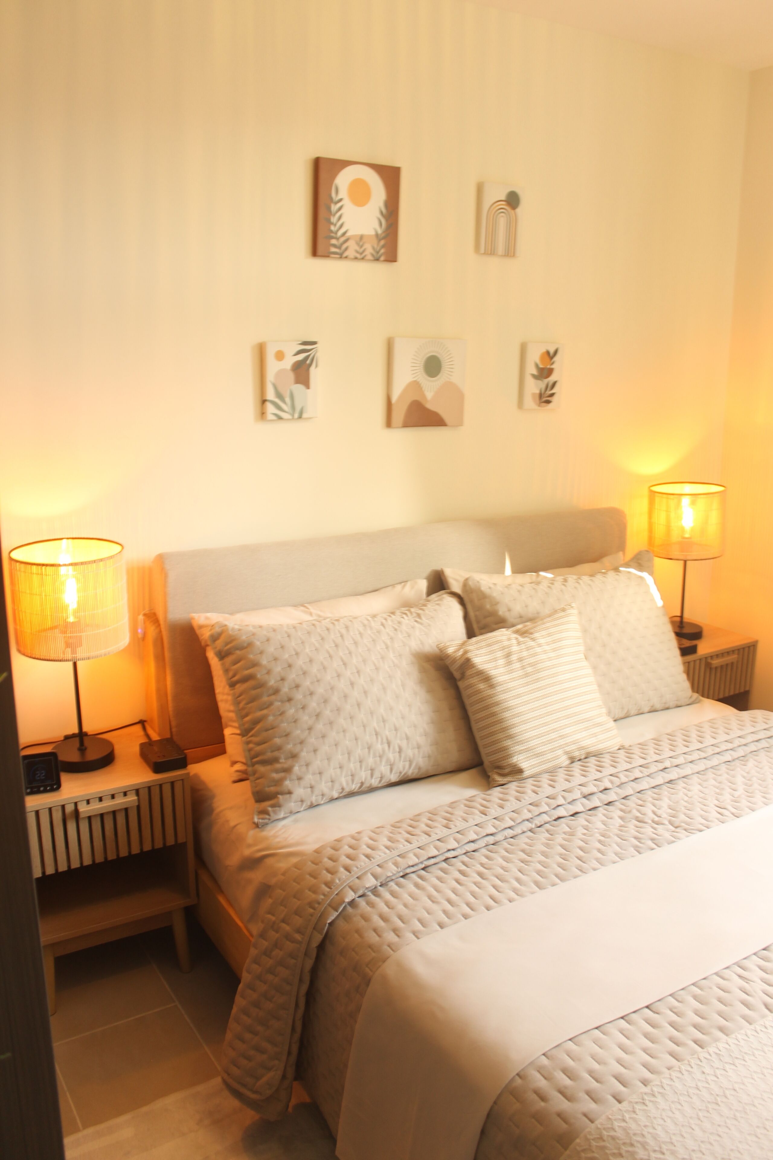 2 slaapkamers, een strijkplank/strijkijzer, gratis wifi, beddengoed