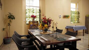 Tempat makan