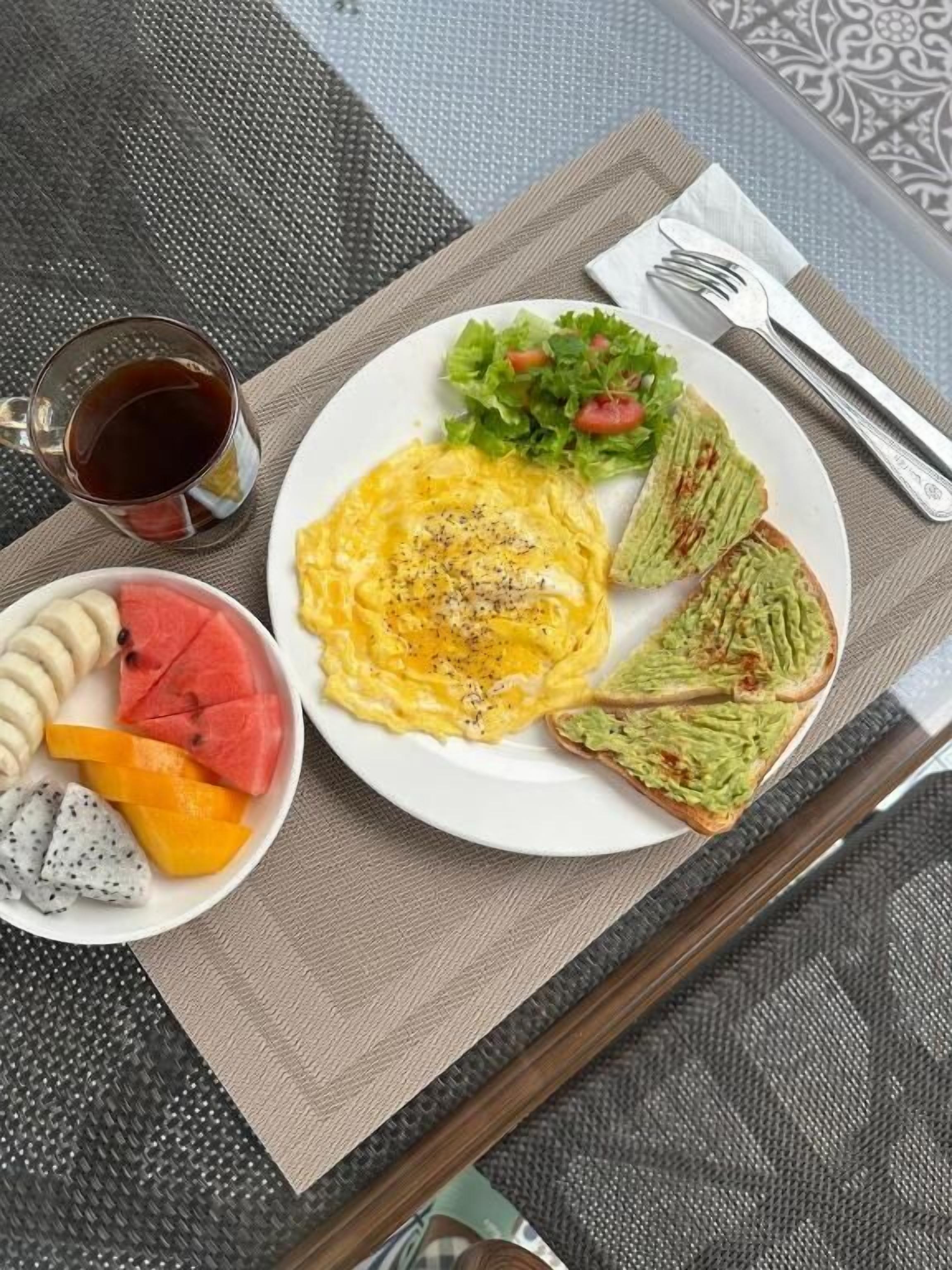 Tägliches inbegriffenes nach Wunsch zubereitetes Frühstück