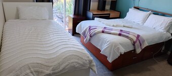 Room-your Gateway to the Lakes