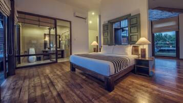 Bungalow, Balcony, Lagoon View | In-room safe, iron/ironing board (on request), WiFi (free)