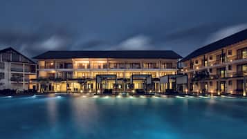 Outdoor pool, open 8:00 AM to 8:00 PM, pool umbrellas, sun loungers