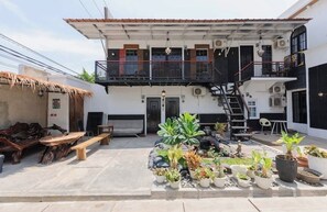 Tempat makan outdoor