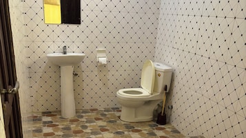House, Hill View | Bathroom | Shower, towels, soap, toilet paper