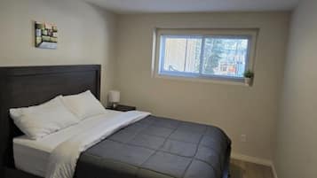 2 dormitorios, tabla de planchar con plancha, wifi y ropa de cama