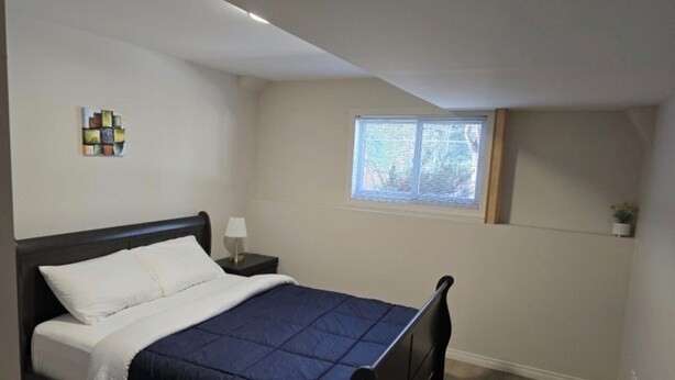 2 bedrooms, iron/ironing board, WiFi, bed sheets - Mt. Fisher Legal Guest Suite –Private Entrance. (Cranbrook)