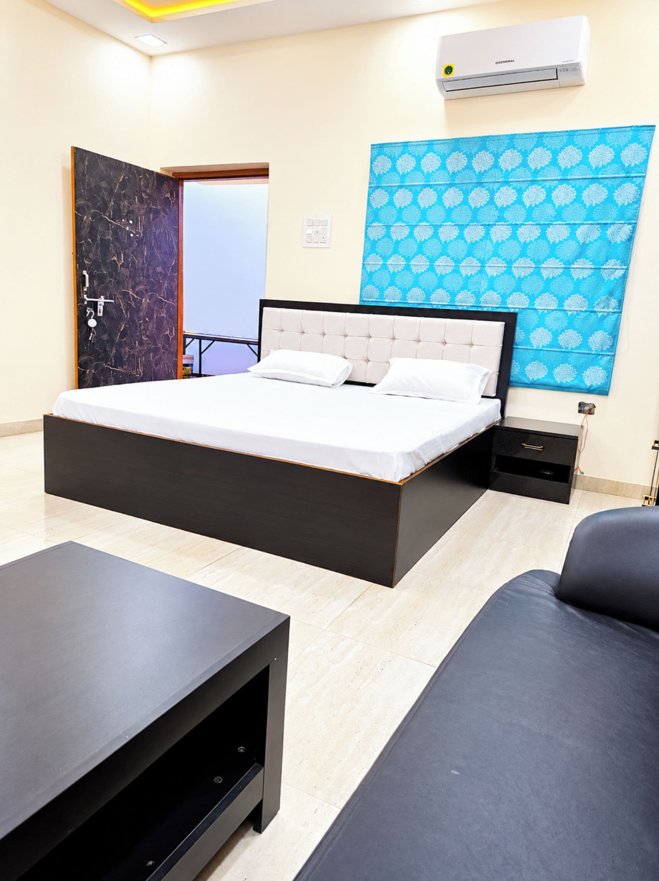 Deluxe Double Room, Multiple Beds, Air conditioning | View from room