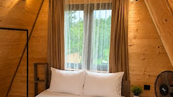 Cottage, pemandangan danau | Setrika/meja setrika, Wi-Fi gratis, dan seprai linen
