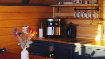 Bungalow, Kitchen, Sea View | Dining