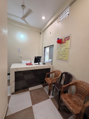 Lobby - Maa Harsiddi Yatri Grah (Ujjain)