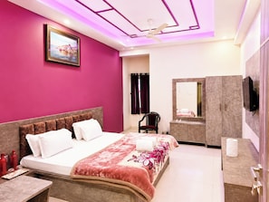Hypo-allergenic bedding, desk, free WiFi - Hotel Kashi Inn Raj Ghat Varanasi (Varanasi)