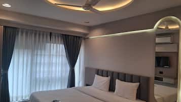 Family Double Room, City View