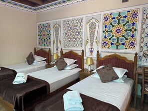 6 bedrooms, iron/ironing board, WiFi, bed sheets - Authentic and Traditional Bukhara designed hotel (Bukhara)