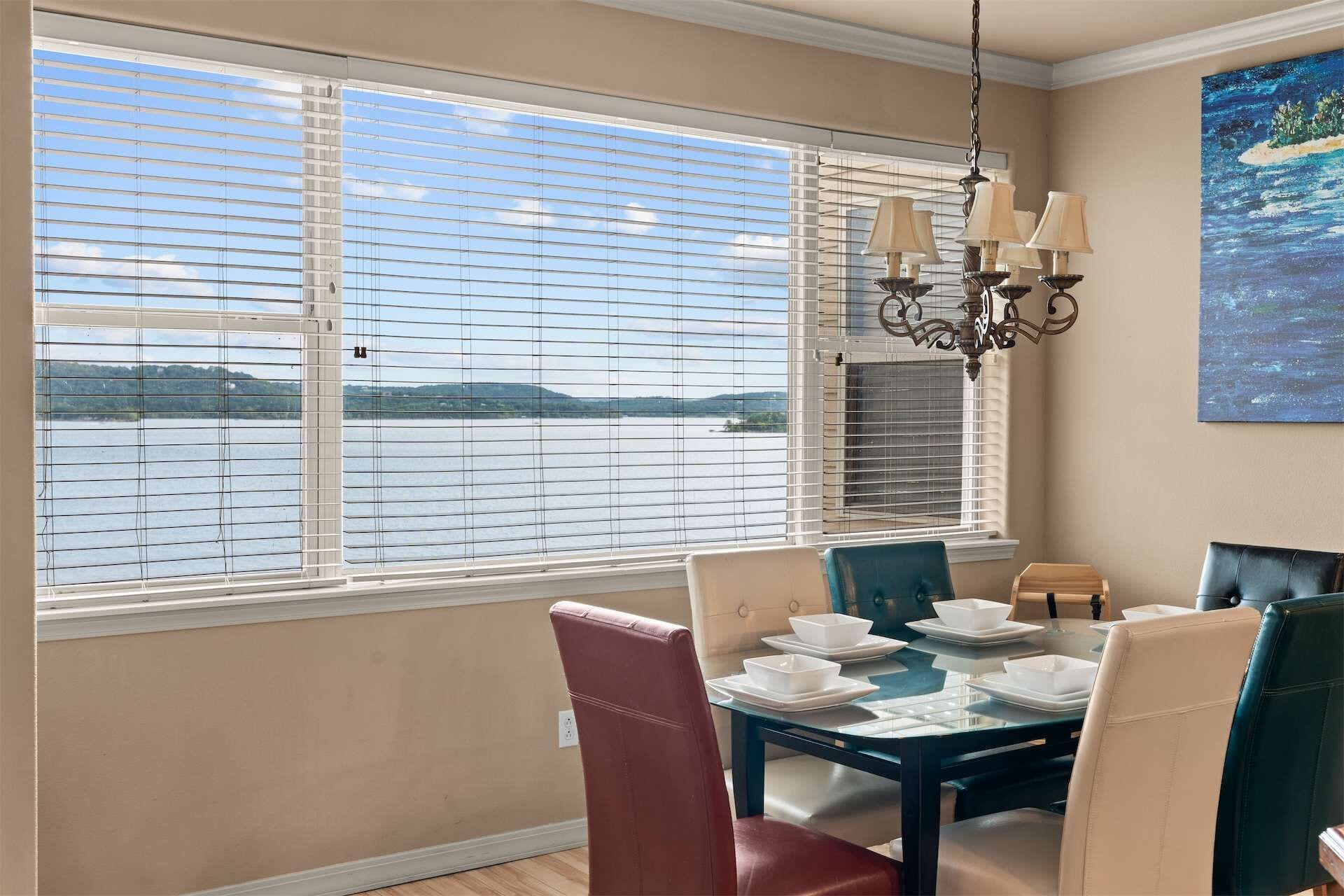 Condo, Multiple Beds (The Red Curtain) | Dining