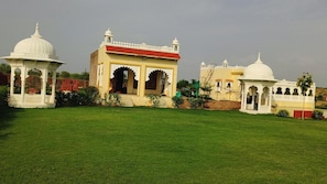 Exterior - GEETANJALI RESORT (Undawasan)