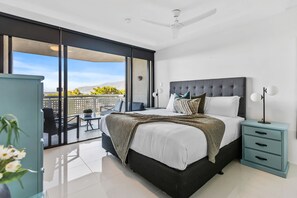 House | 2 bedrooms - Esplanade Views in Cairns North (Cairns)