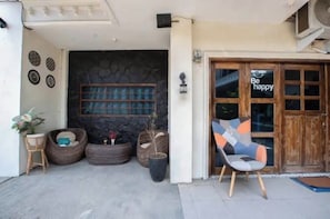 Exterior detail - Hotel O near Mall Boemi Kedaton 2 (Bandar Lampung)
