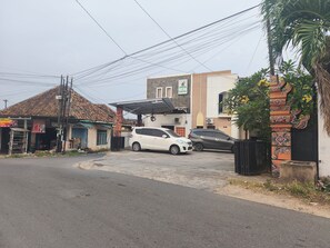 Front of property - Hotel O near Mall Boemi Kedaton 2 (Bandar Lampung)