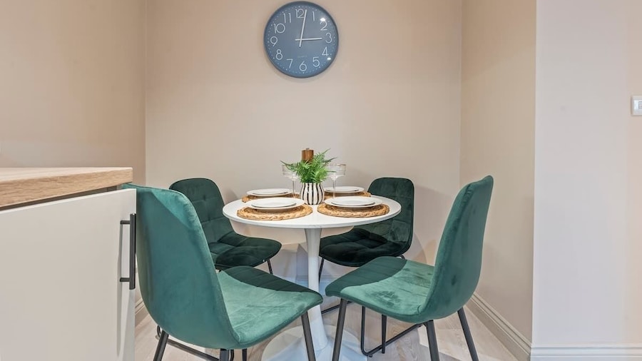 Modern 2BR Apt in Leeds Arena Uni City Hub Stay