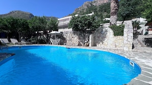 House | Pool | Outdoor pool - Charming Holiday Home Near Sea (Castellammare del Golfo)
