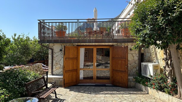 House | Terrace/patio - Charming Holiday Home Near Sea (Castellammare del Golfo)