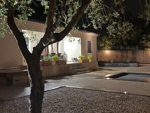 House | Taman