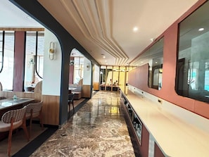 Restaurant - Hotel Cloud by ARIENA (Raipur)