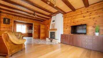House | Living room
