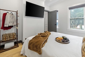 Room - Entire Cambridge Home / Near Harvard, MIT & Boston (Cambridge)