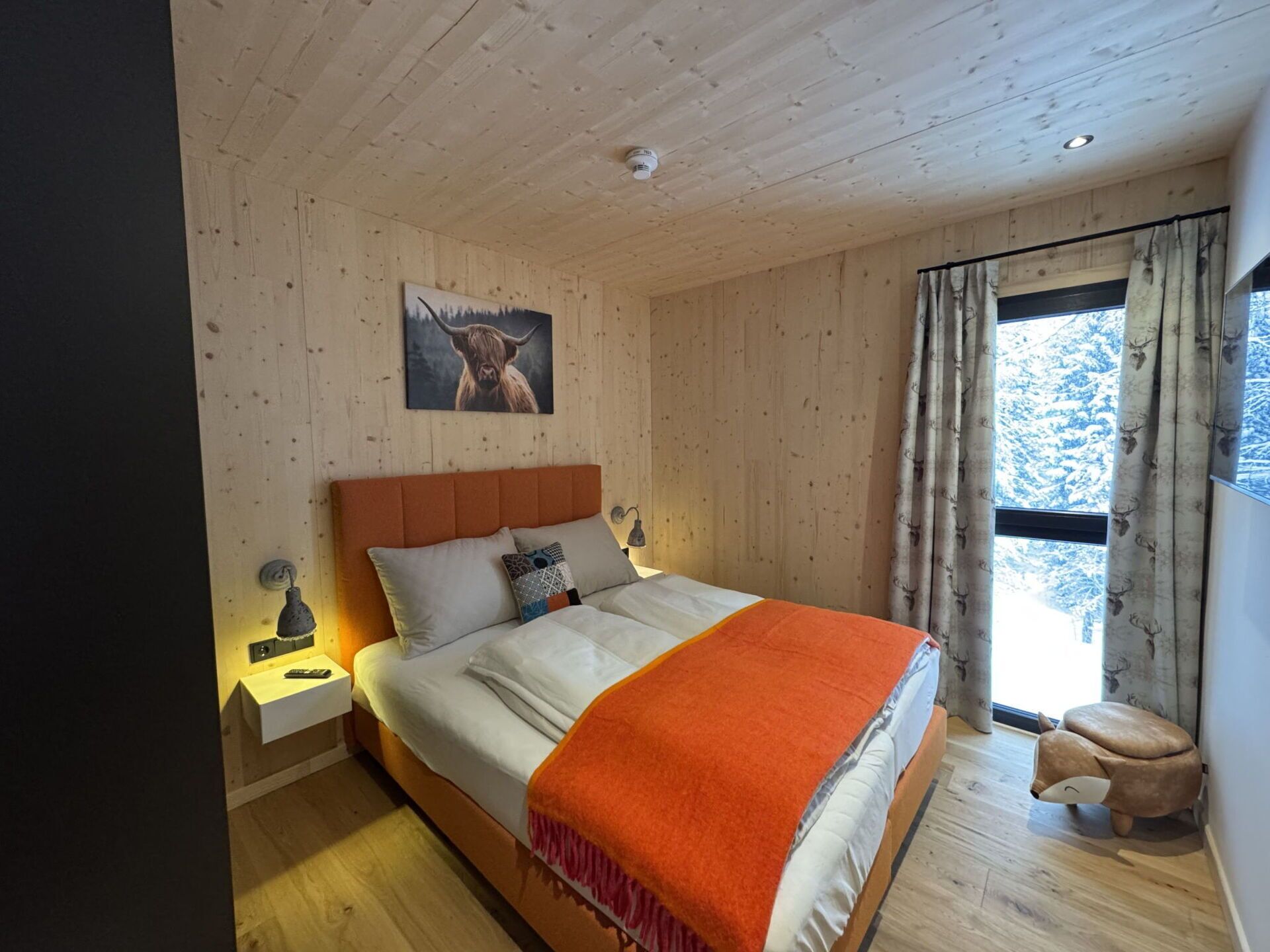 4 soverom, reiseseng for barn, wi-fi (inkludert) og sengetøy