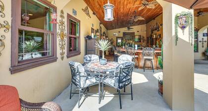 Home in center texas peaceful resort style pool bar
