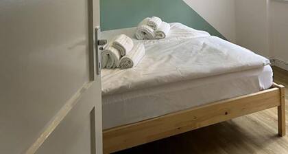 Nandi-HolidaySport&Relax-Apartment Enjoy a vacation filled with relaxation, fun, and sports.