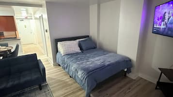 熨斗/熨衣板、WiFi、床单