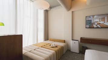 Deluxe Twin Room, 2 Queen Beds, Non Smoking | In-room safe, desk, blackout drapes, WiFi (free)