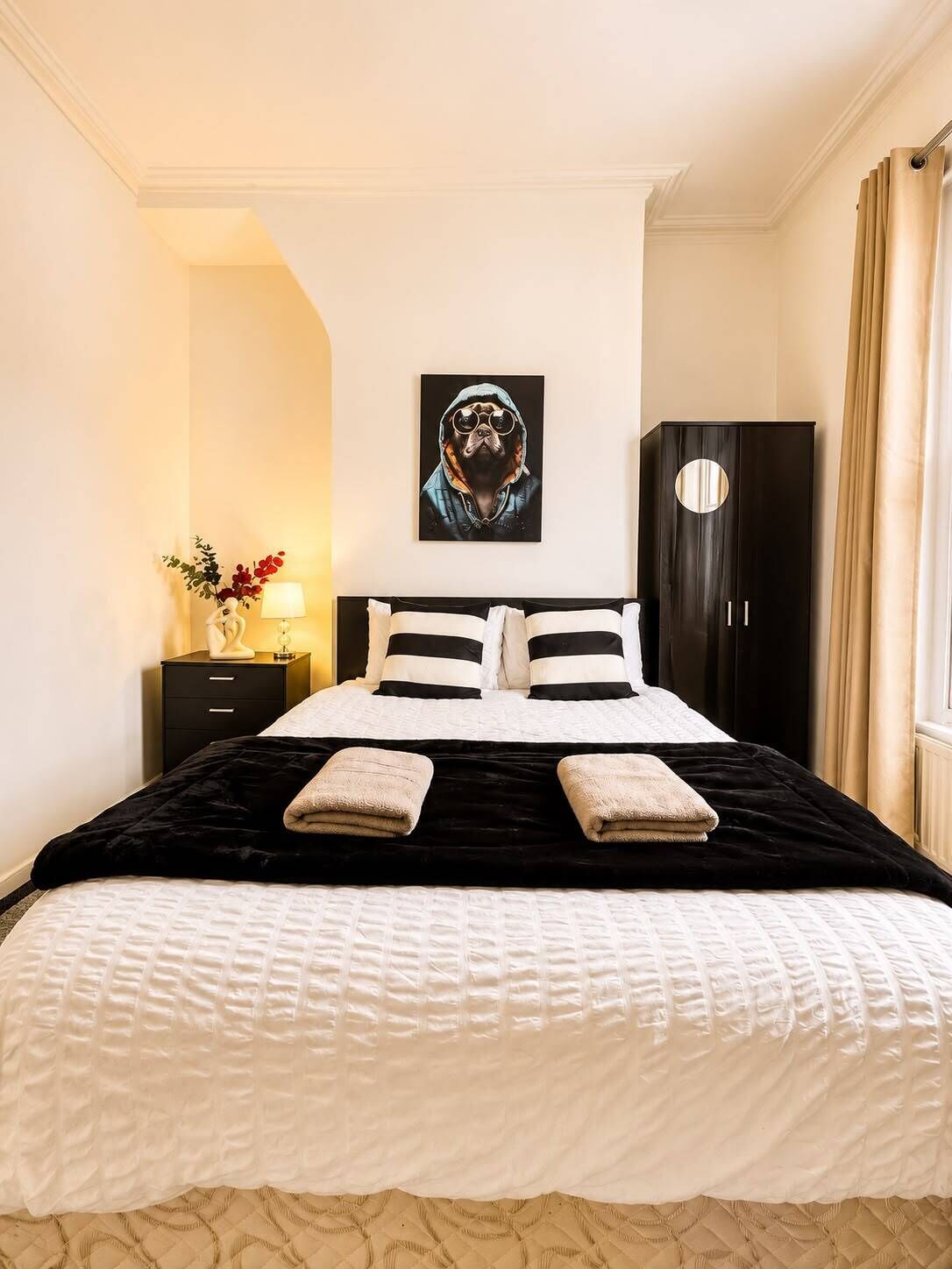 3 bedrooms, iron/ironing board, WiFi