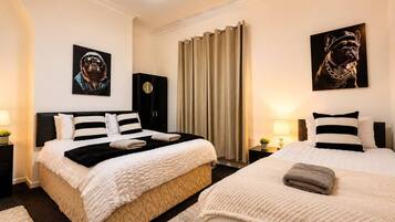 3 bedrooms, iron/ironing board, WiFi