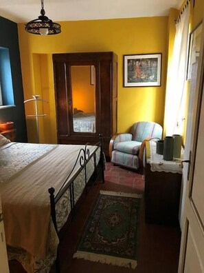 Classic Apartment, Non Smoking, Balcony | Iron/ironing board (on request), WiFi (free) - NOI DUE Guesthouse (Fubine)