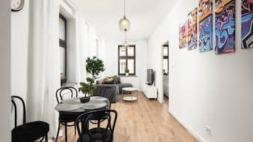 Apartment | Dining