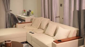 Appartement, balcon, vue jardin | Coin séjour