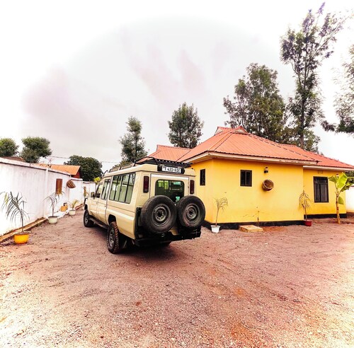 Ngorongoro Haven & Safari Stride