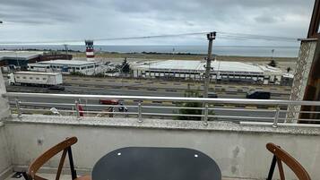 Comfort Room, Balcony, Sea View | Outdoor dining